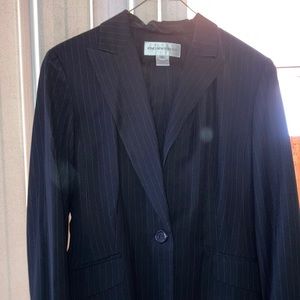 Jones New York Woman’s Pant Suit